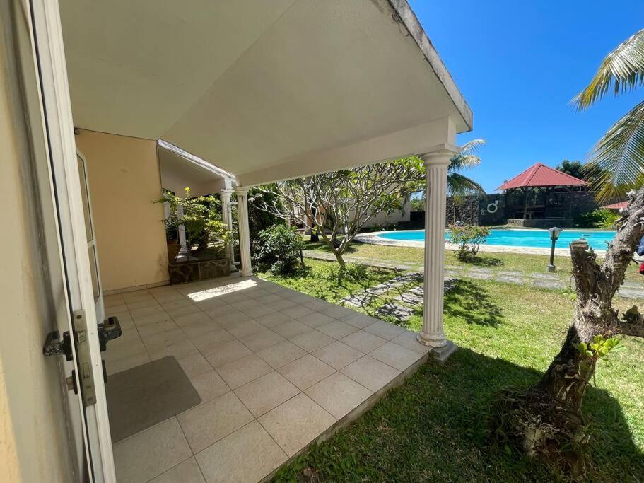 Cozy Duplex For Perfect Getaway Apartment *